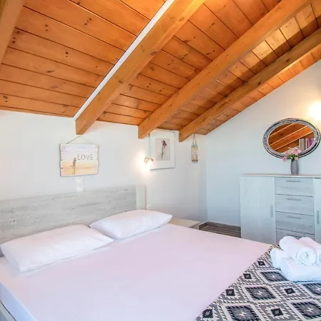 شقة Amore Beachfront Apt *